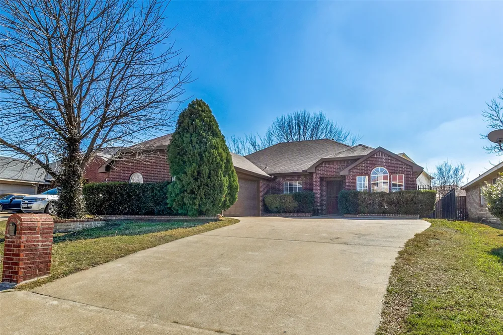 4621 Saint Francis Avenue Dallas, TX 75227