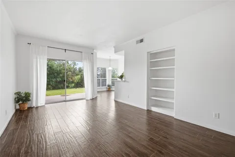 6000 Shepherd Mountain Cove #1309