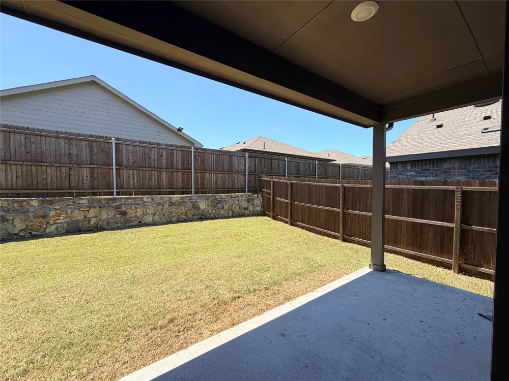 816 Country Road Josephine, TX 75189
