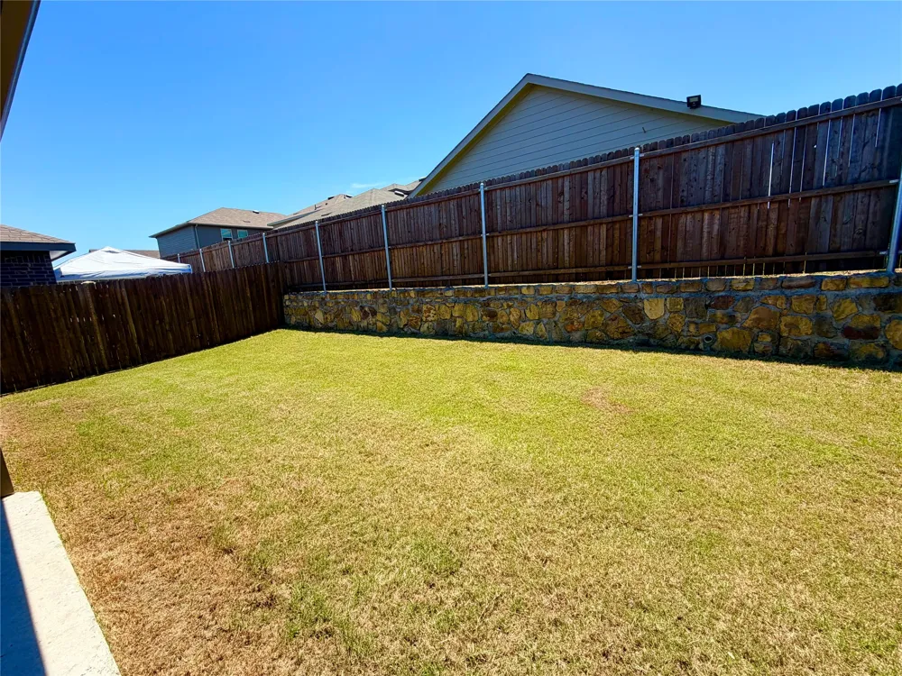 816 Country Road Josephine, TX 75189