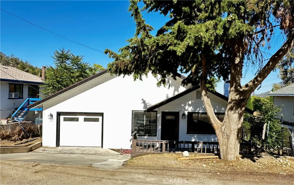 720 Avalon Frazier Park, CA 93225