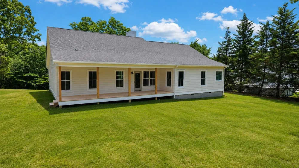 293 Peavine Way Rock Spring, GA 30739
