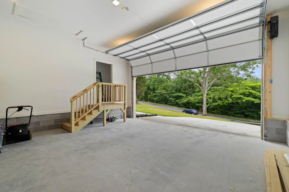 293 Peavine Way Rock Spring, GA 30739