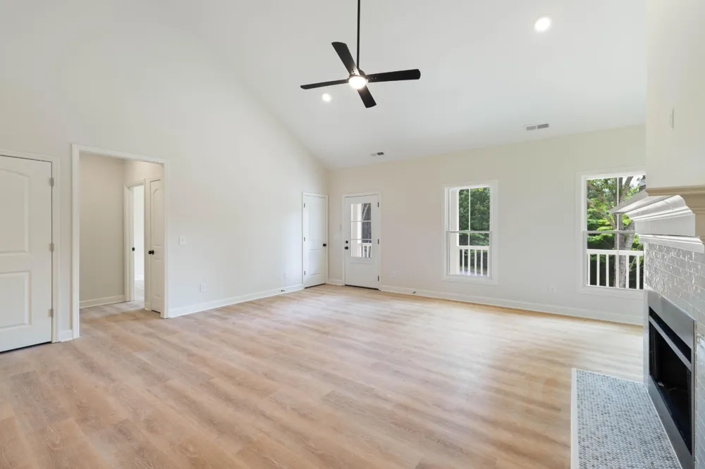 293 Peavine Way Rock Spring, GA 30739