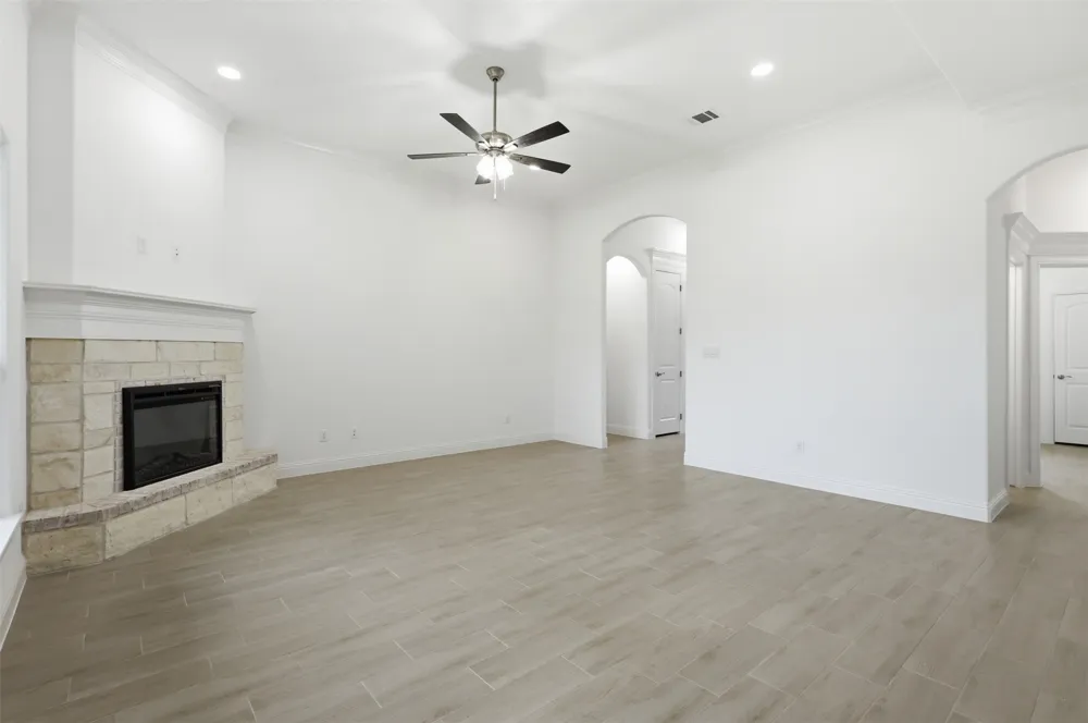 1600 Oleander Drive Tolar, TX 76476