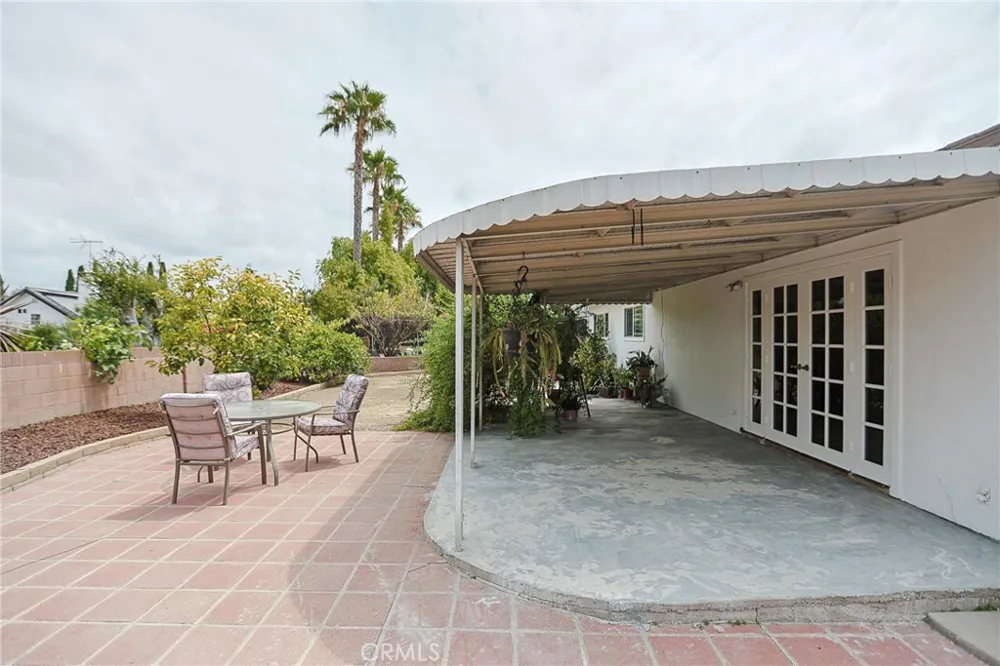 25532 Charlemagne Laguna Hills, CA 92653
