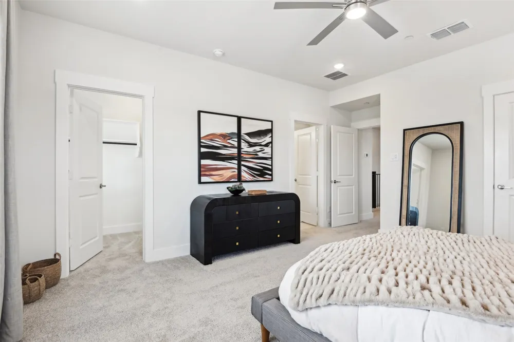 12895 Red Hawk Drive #4 Farmers Branch, TX 75234