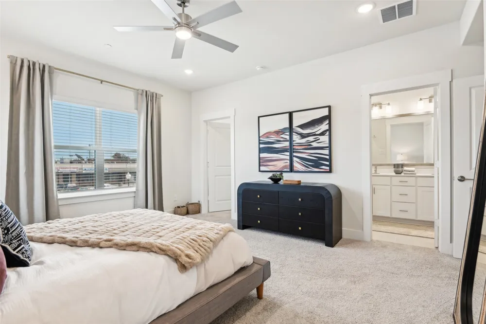 12895 Red Hawk Drive #4 Farmers Branch, TX 75234