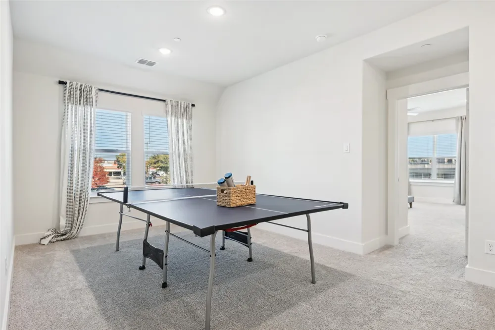 12895 Red Hawk Drive #4 Farmers Branch, TX 75234