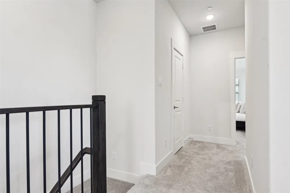 12895 Red Hawk Drive #4 Farmers Branch, TX 75234