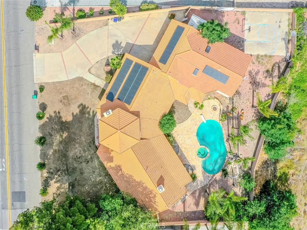 4782 E Lincoln Avenue Hemet, CA 92544