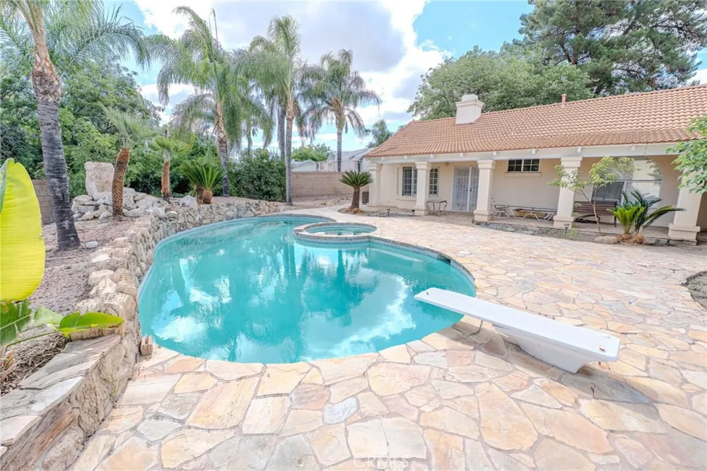 4782 E Lincoln Avenue Hemet, CA 92544