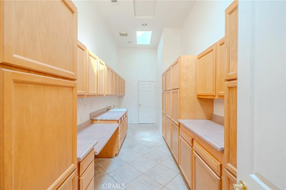 4782 E Lincoln Avenue Hemet, CA 92544