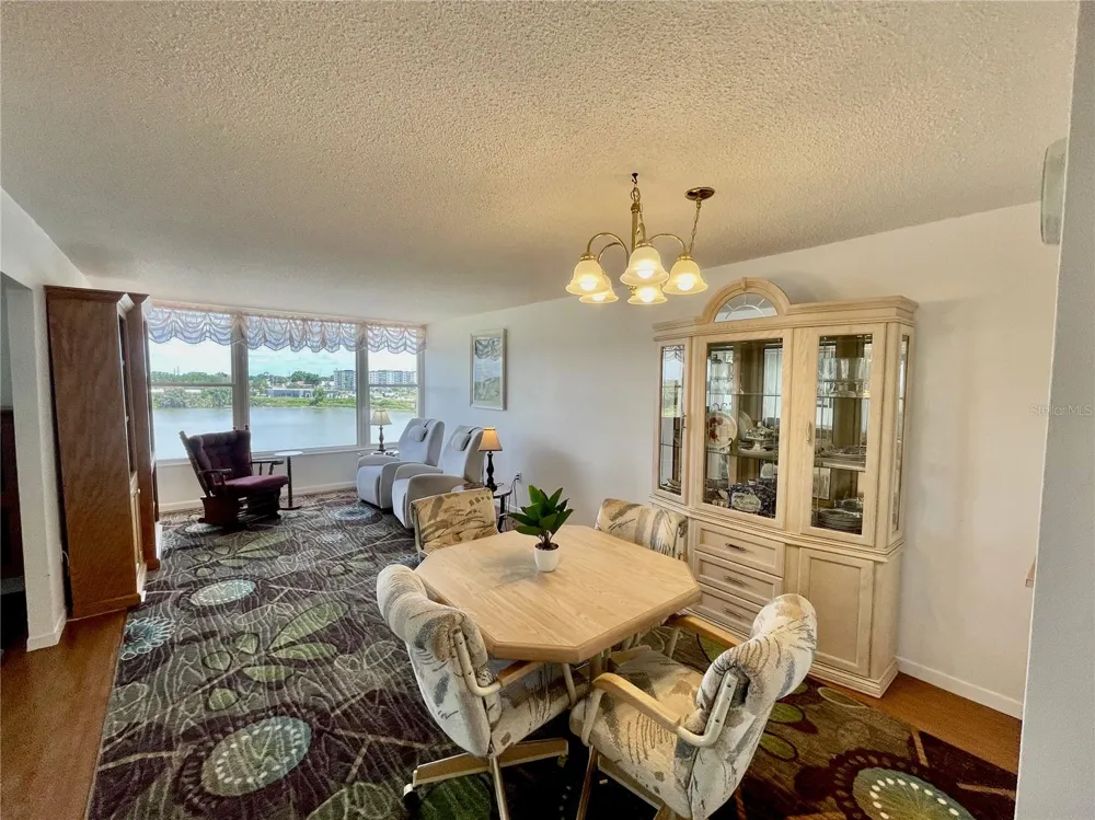 700 MIRROR TERRACE NW #705 Winter Haven, FL 33881