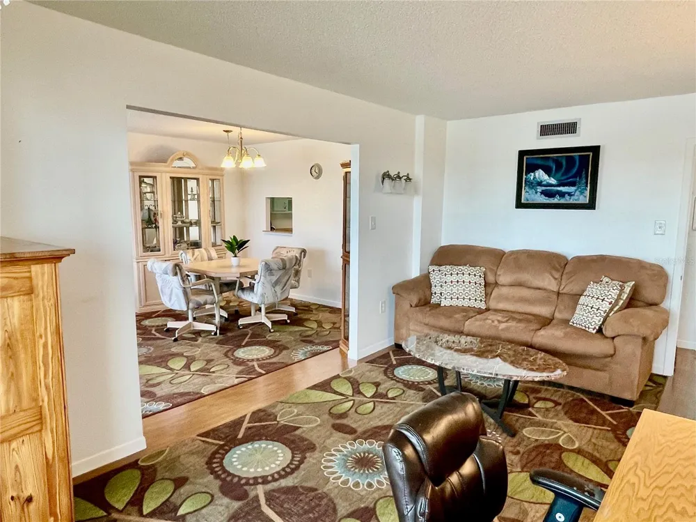 700 MIRROR TERRACE NW #705 Winter Haven, FL 33881
