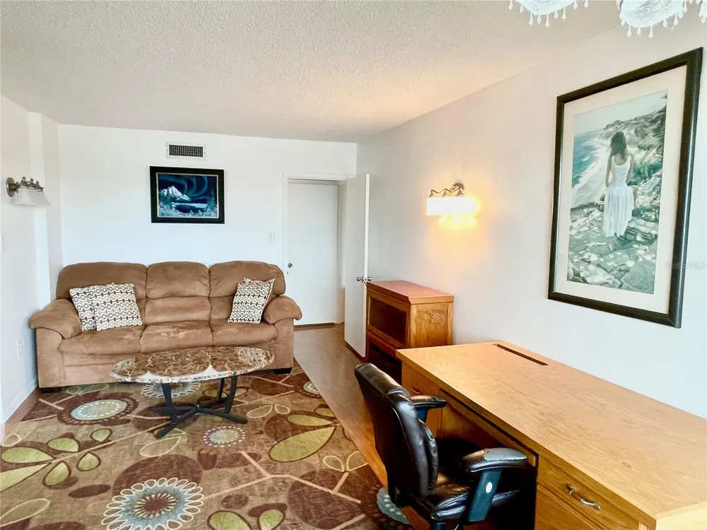 700 MIRROR TERRACE NW #705 Winter Haven, FL 33881