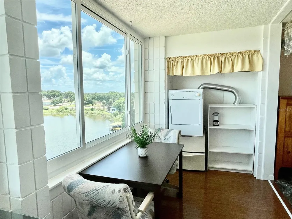 700 MIRROR TERRACE NW #705 Winter Haven, FL 33881