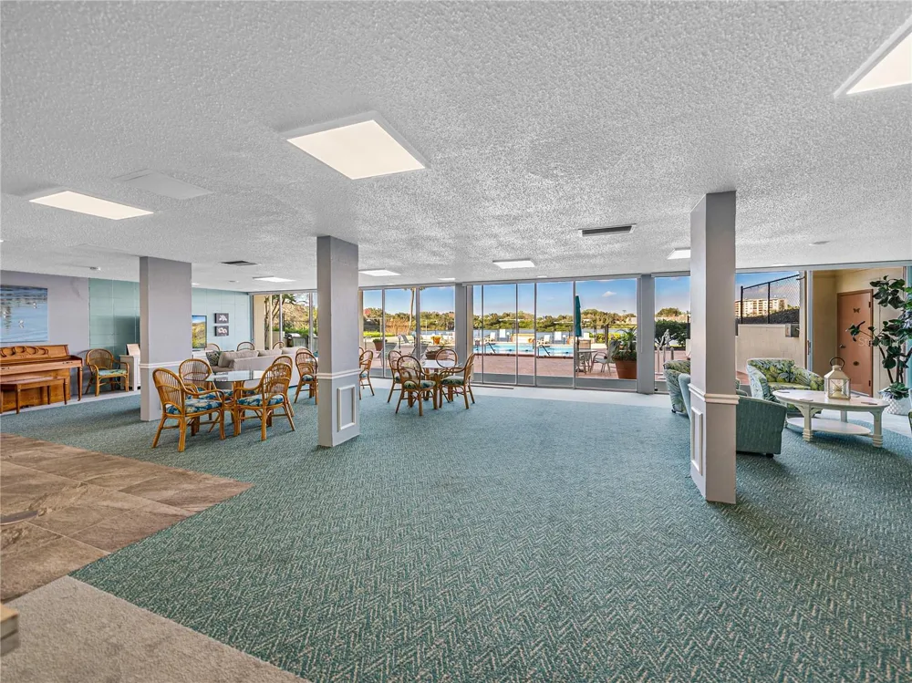 700 MIRROR TERRACE NW #705 Winter Haven, FL 33881