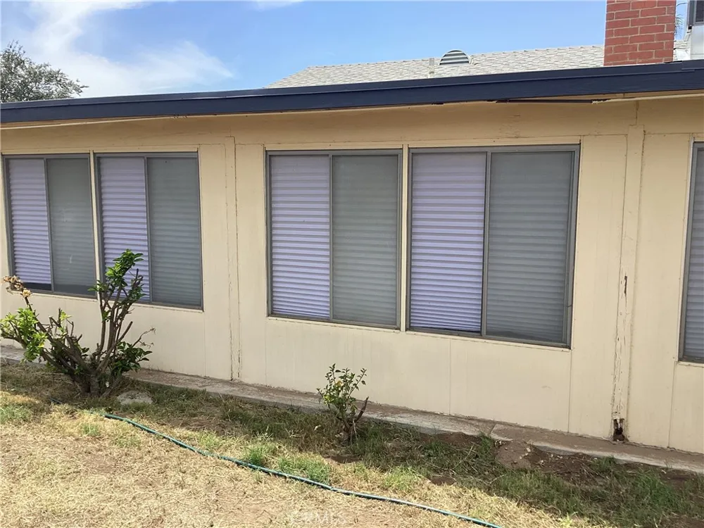 3290 Joel Jurupa Valley, CA 92509
