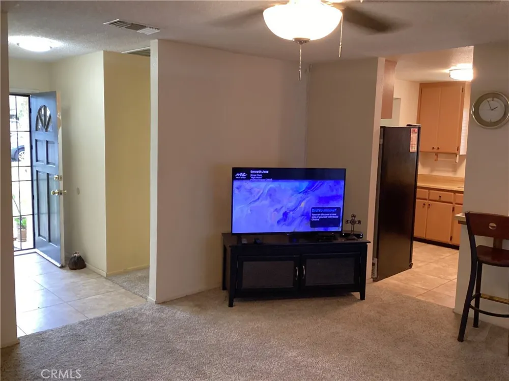 3290 Joel Jurupa Valley, CA 92509
