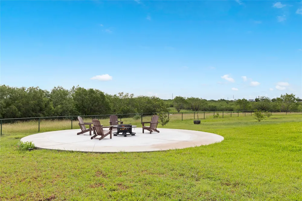 1293 Pioneer Road Seguin, TX 78155