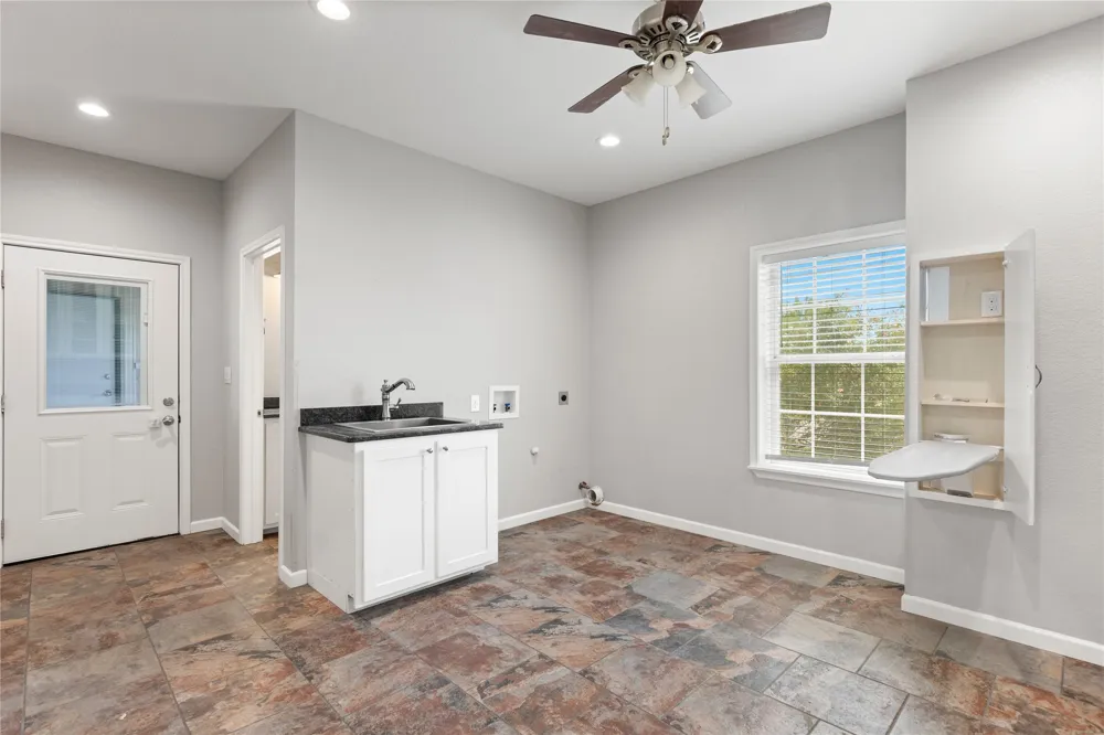 1293 Pioneer Road Seguin, TX 78155