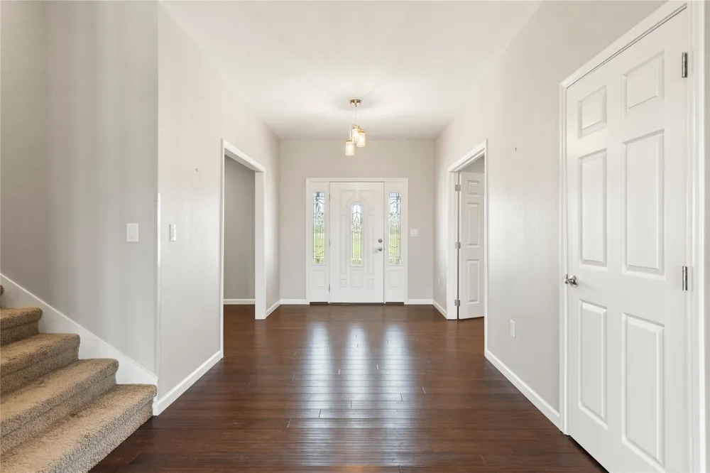 1293 Pioneer Road Seguin, TX 78155