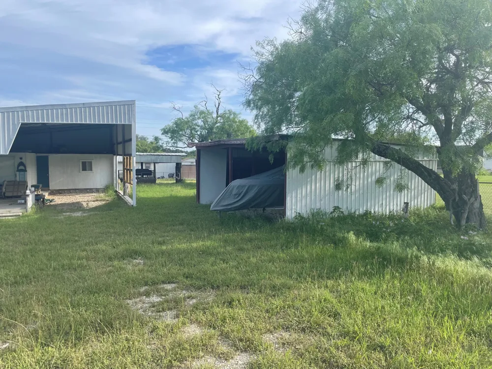 2021 Glen Oaks Drive May, TX 76857