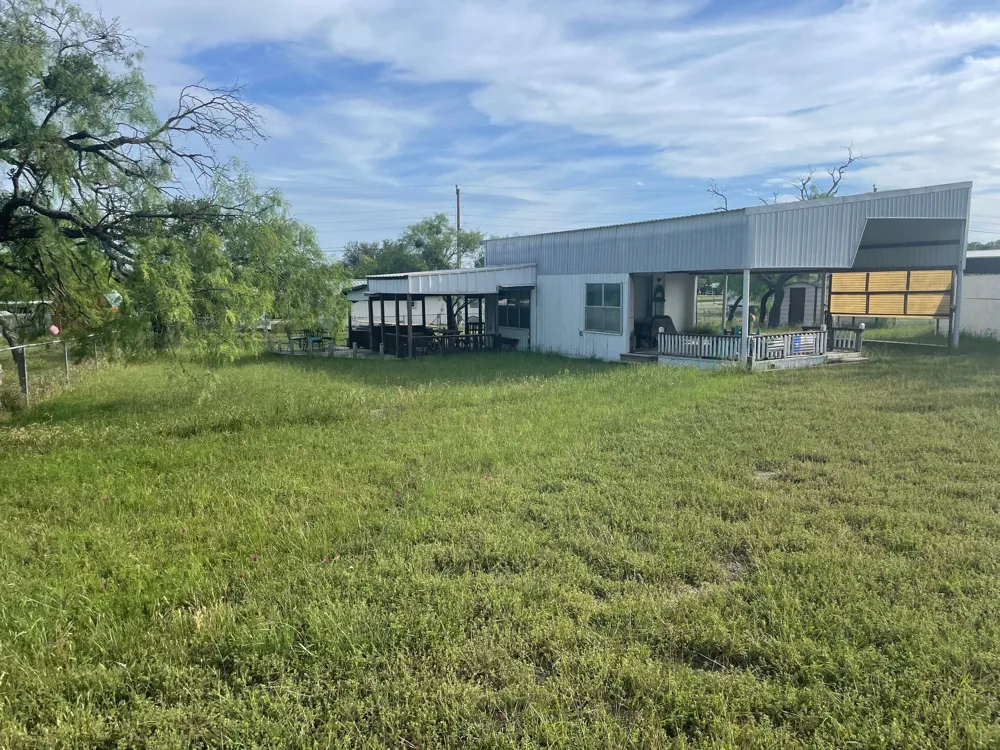 2021 Glen Oaks Drive May, TX 76857