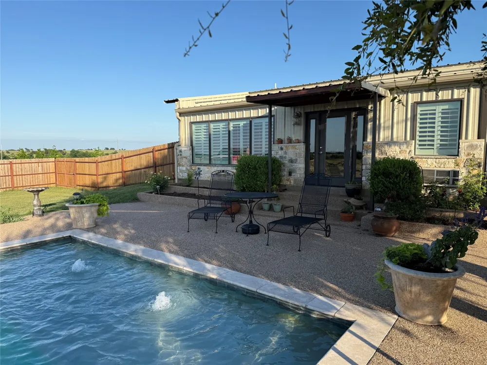 12102 Cedar Rock Parkway Crawford, TX 76638