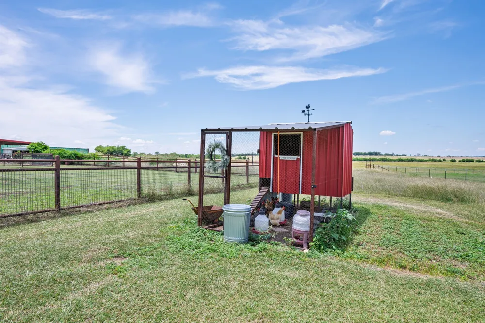 12102 Cedar Rock Parkway Crawford, TX 76638