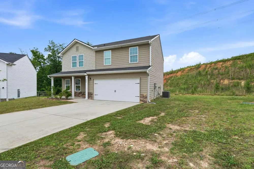 208 Coventry CT Kingston, GA 30145