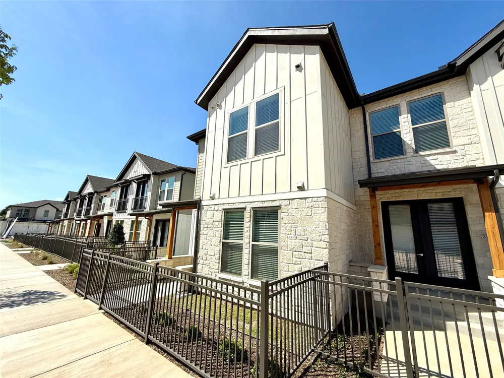 3149 Bennett Drive #TH2 Floorplan Corinth, TX 76208