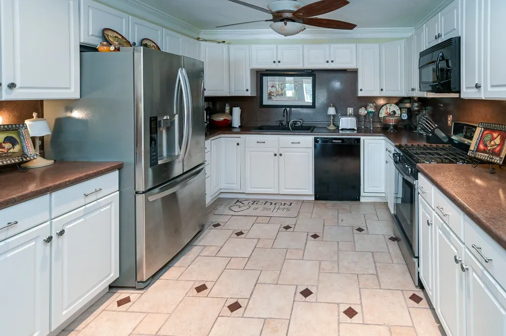 627 Eastbrook Rd Estill Springs, TN 37330