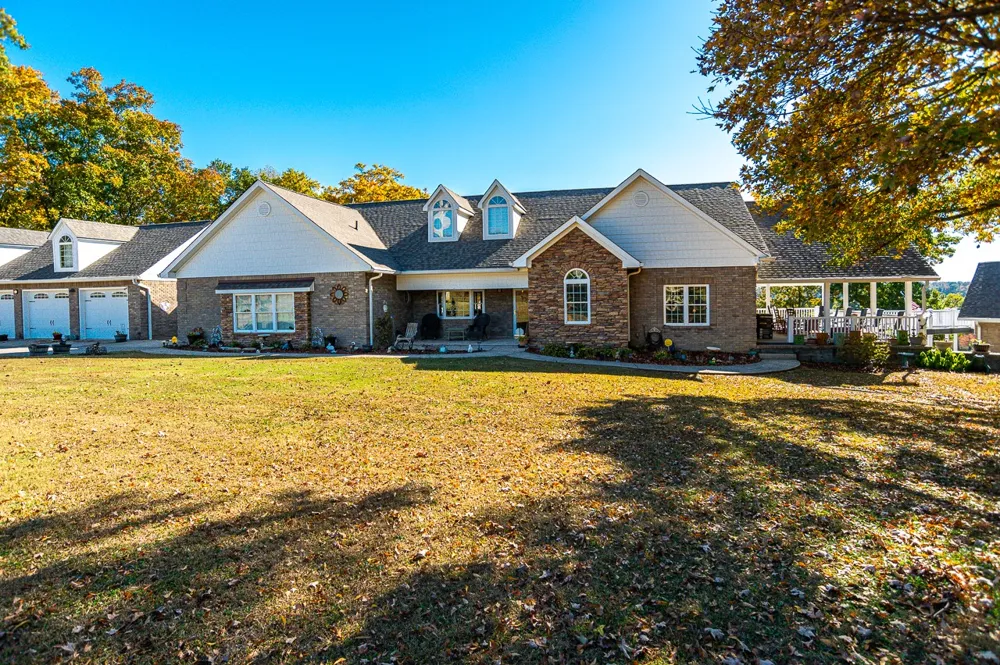 627 Eastbrook Rd Estill Springs, TN 37330