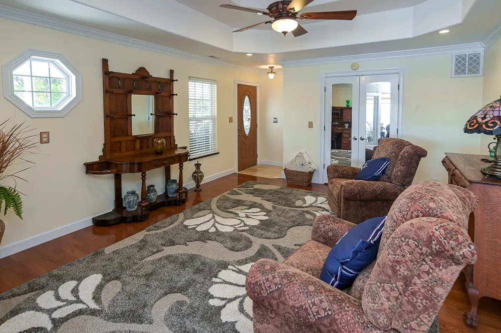 627 Eastbrook Rd Estill Springs, TN 37330