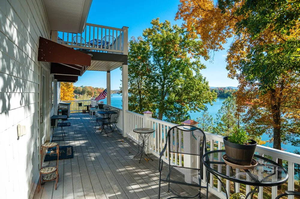 627 Eastbrook Rd Estill Springs, TN 37330
