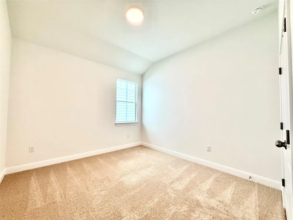 270 Pale Horse Bend Buda, TX 78610