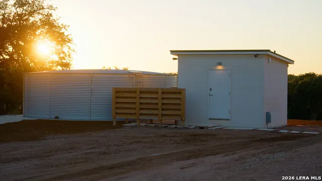 305 WILSON RANCH RD W Hunt, TX 78024