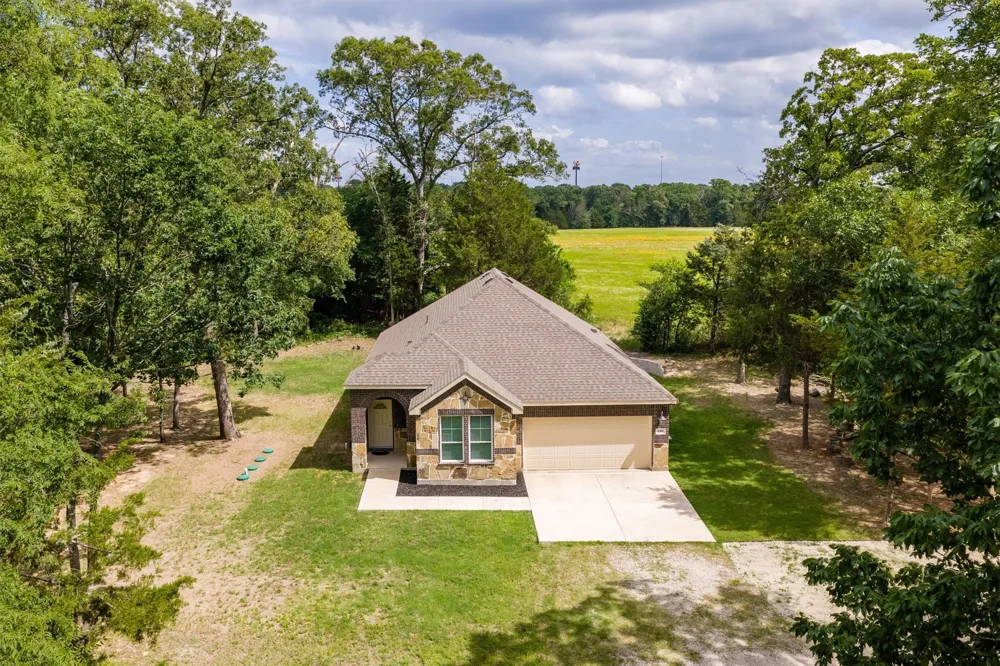 159 Private Road 8524 Van, TX 75790
