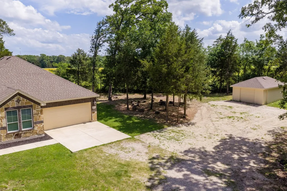 159 Private Road 8524 Van, TX 75790