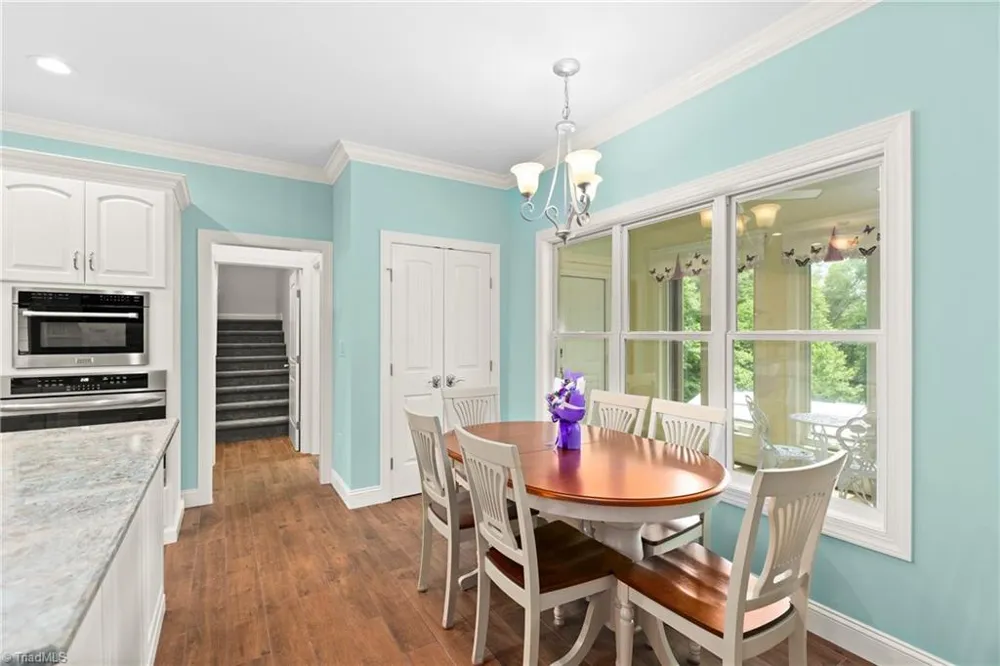 153 Woodridge Drive Mount Airy, NC 27030