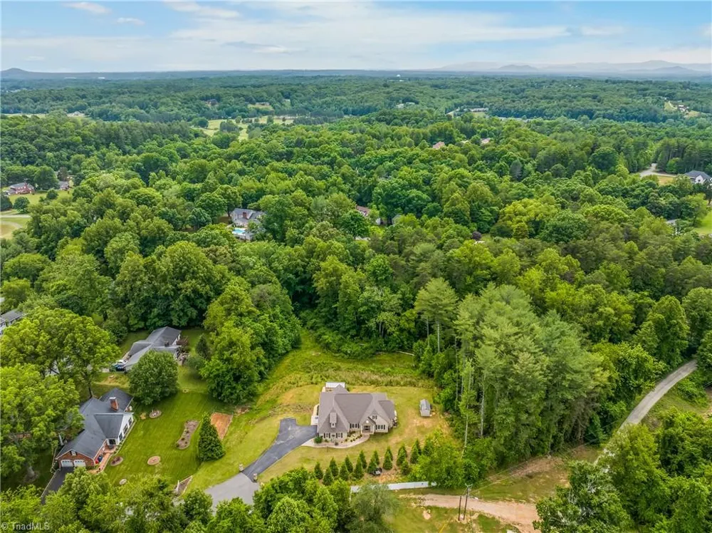 153 Woodridge Drive Mount Airy, NC 27030