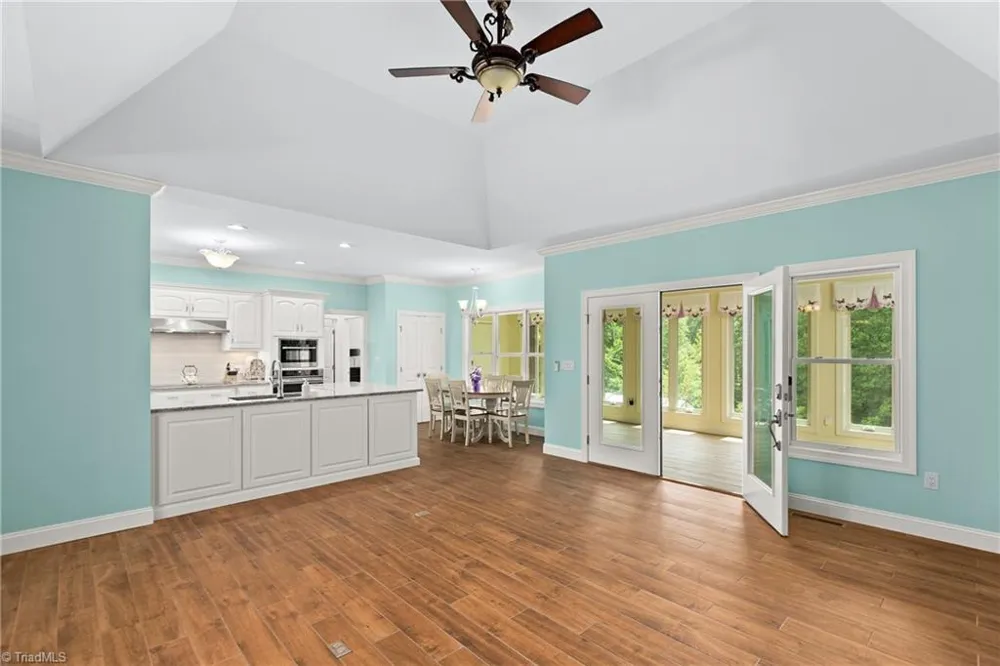 153 Woodridge Drive Mount Airy, NC 27030