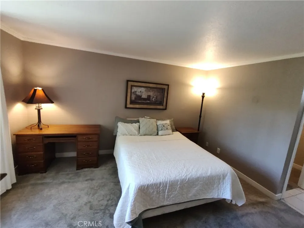 36 Woodleaf Irvine, CA 92614