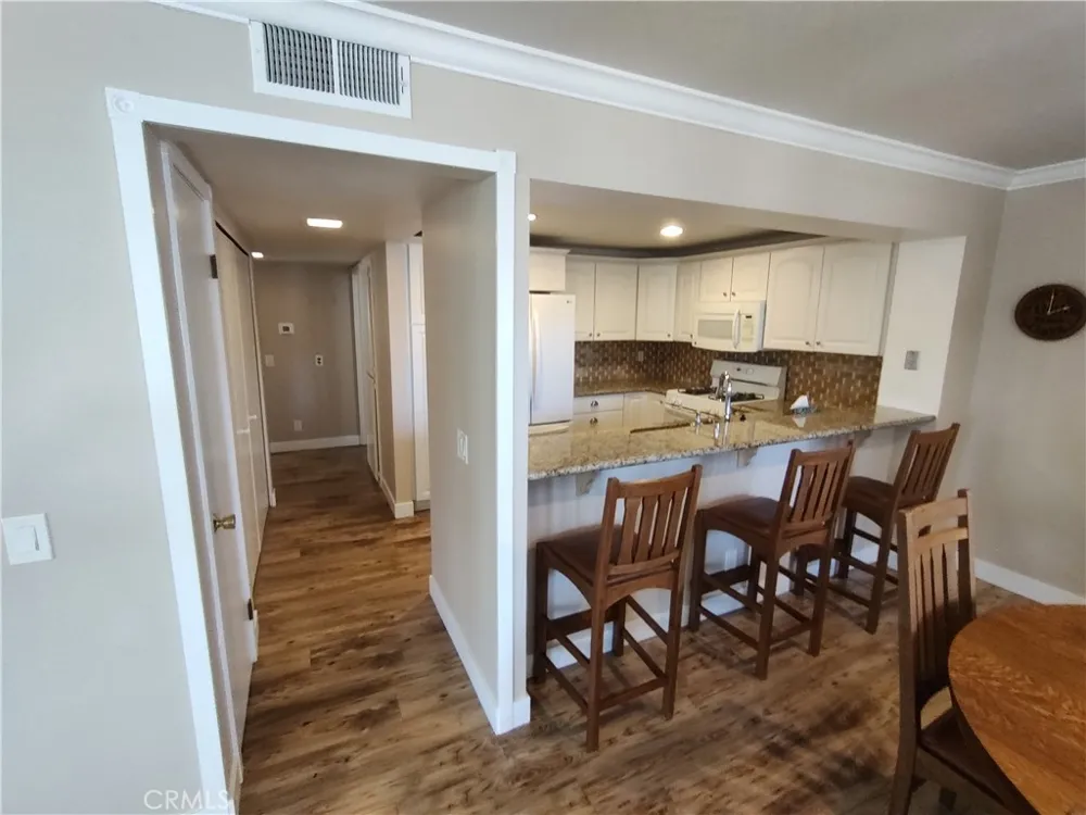36 Woodleaf Irvine, CA 92614