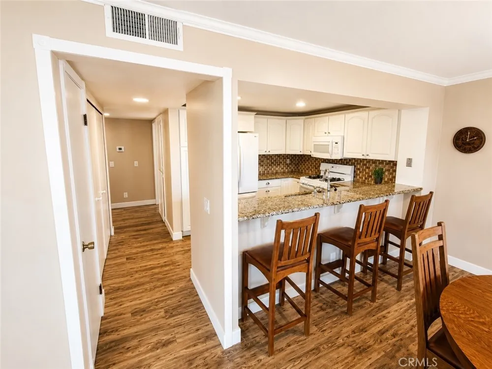 36 Woodleaf Irvine, CA 92614
