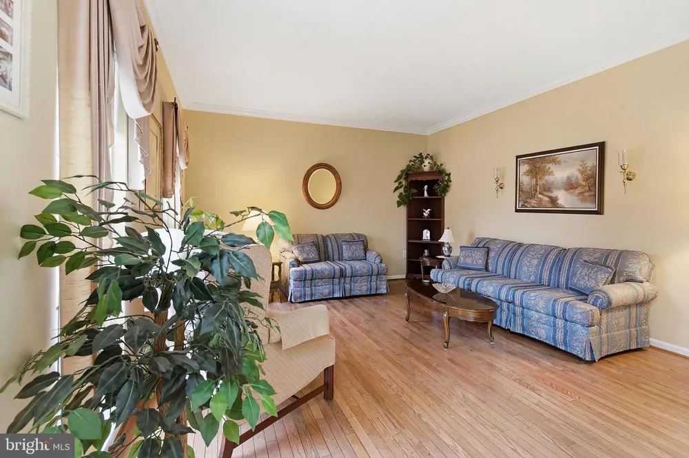 27 PENN PLACE Forked River, NJ 08731