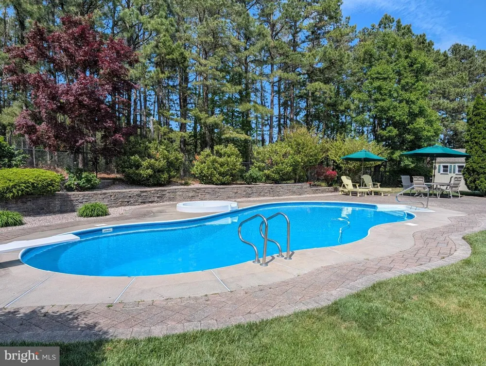 27 PENN PLACE Forked River, NJ 08731