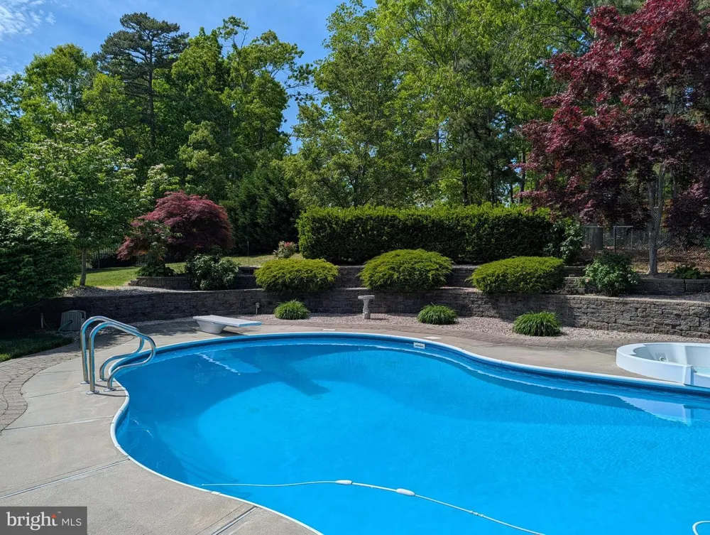 27 PENN PLACE Forked River, NJ 08731